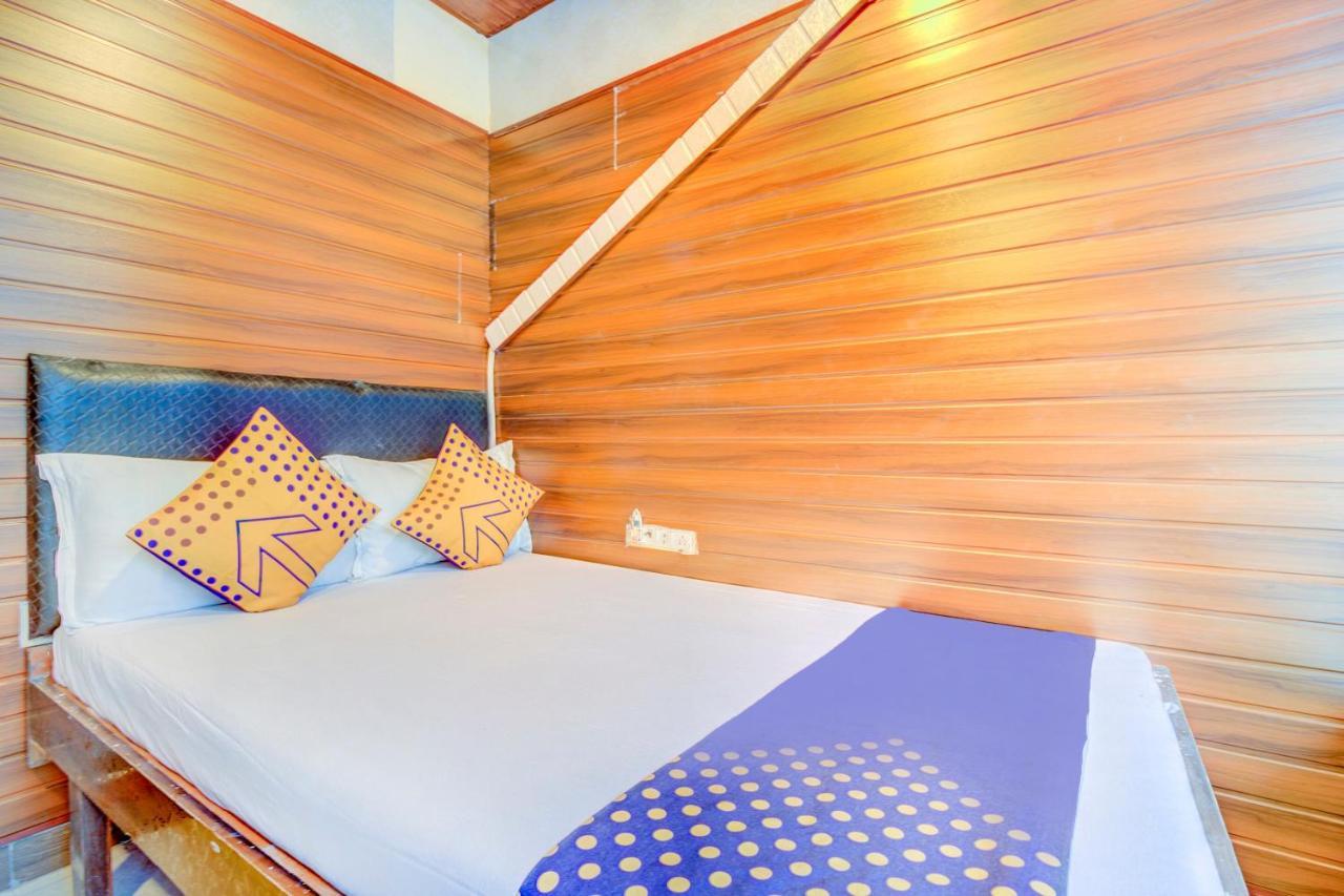 Oyo 70661 Hotel Al Makkah Managed By Hotel Paris Mumbai Exterior photo