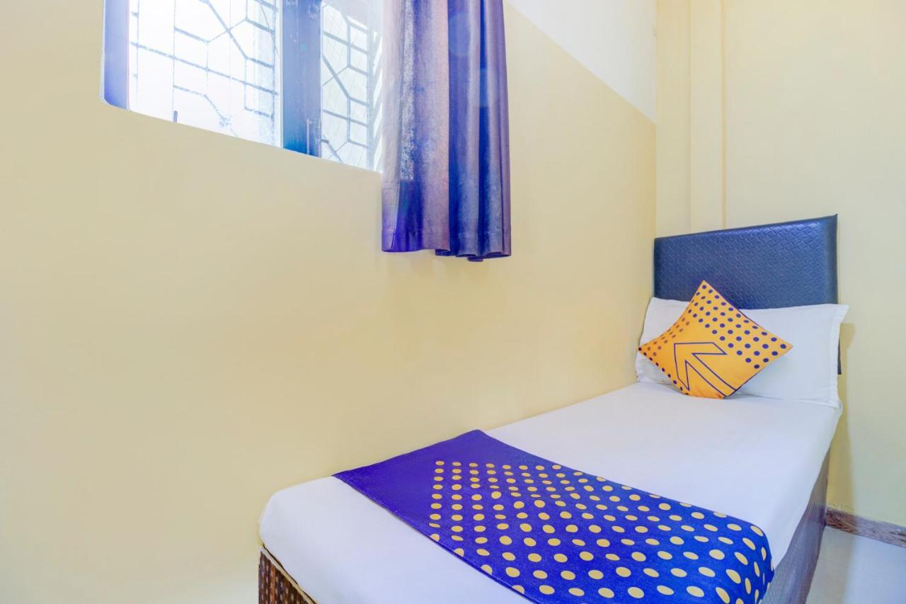 Oyo 70661 Hotel Al Makkah Managed By Hotel Paris Mumbai Exterior photo