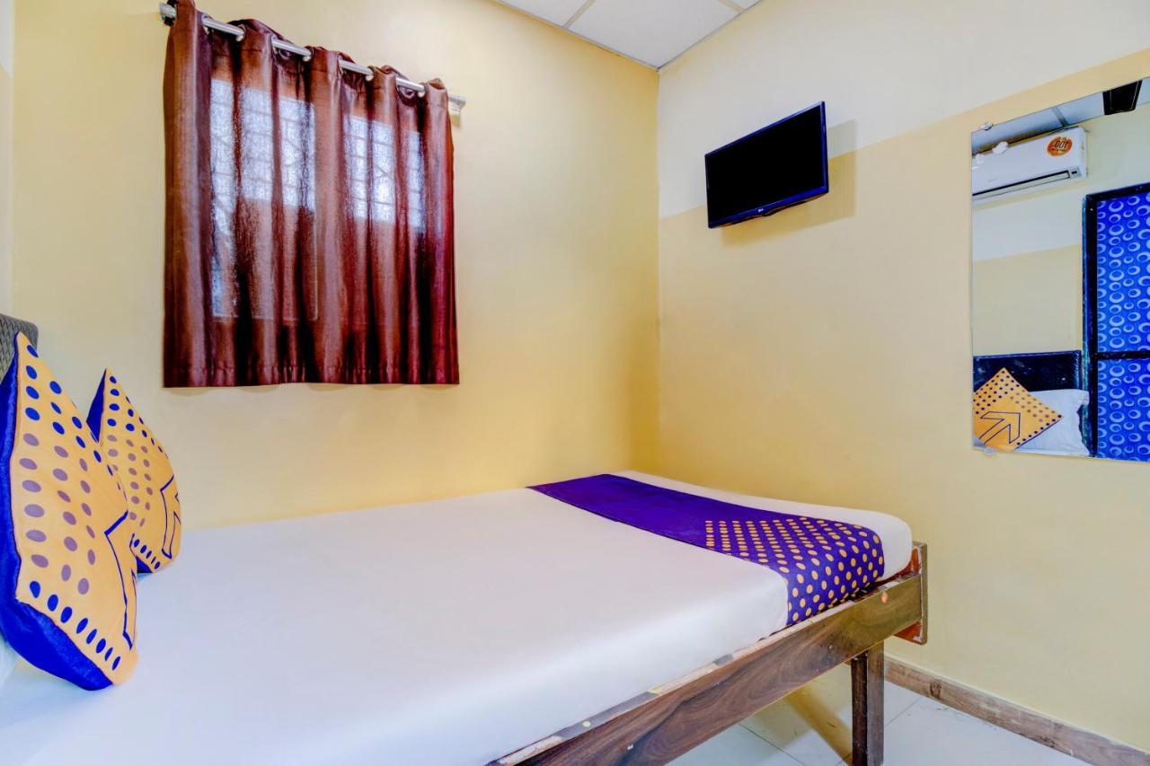 Oyo 70661 Hotel Al Makkah Managed By Hotel Paris Mumbai Exterior photo